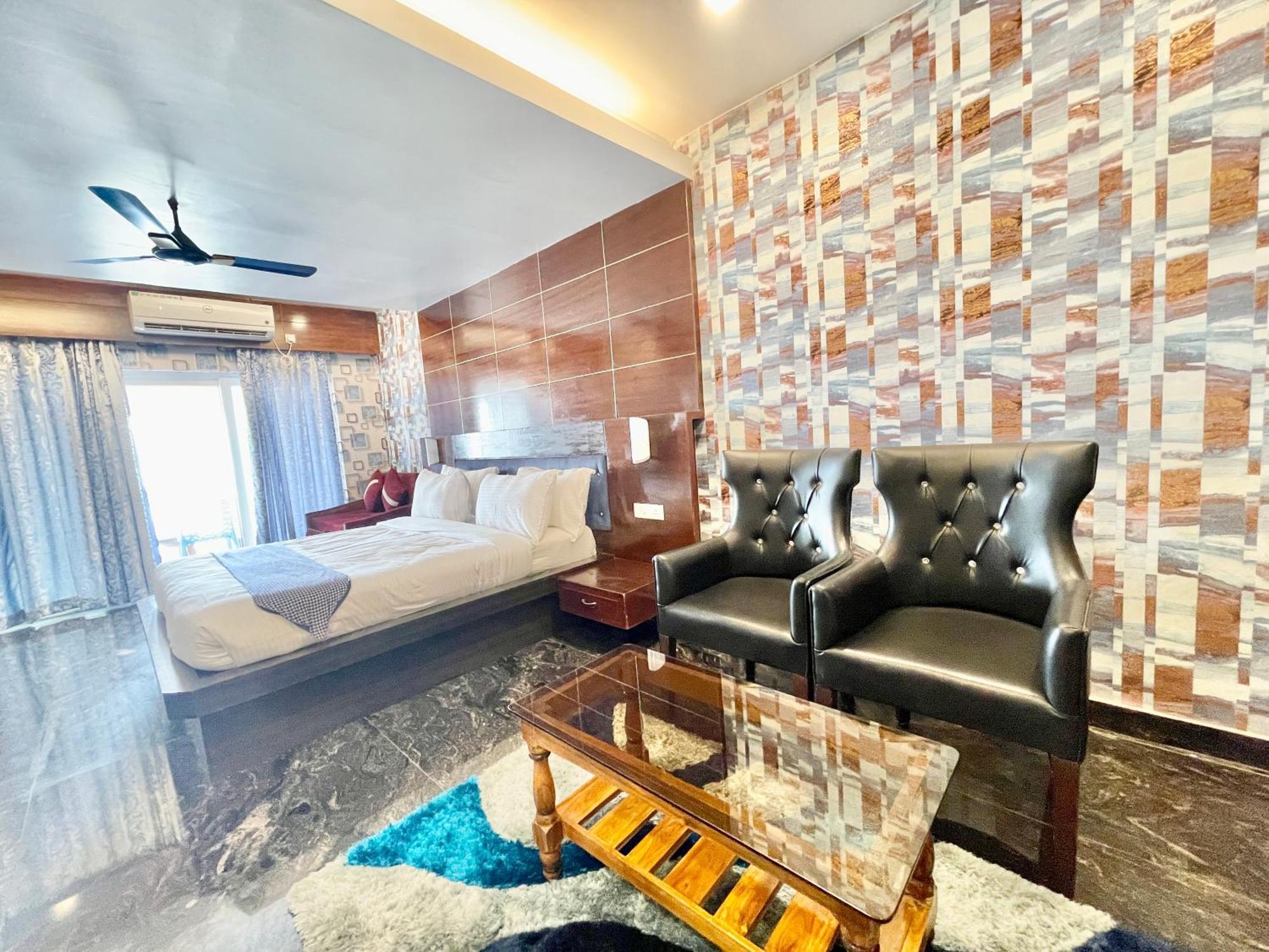 Hotel V-I Near Sea , Puri Private-Park -Gym-Spa Fully-Airconditioned-Hotel Lift-And-Parking-Facilities Breakfast-Included Zewnętrze zdjęcie